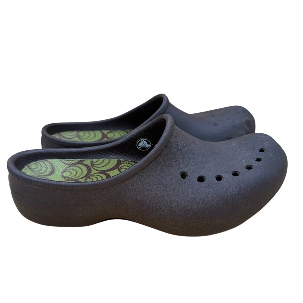 Crocs Brown Matte Slip-On Clogs,‎ Women's Size 6, Preowned